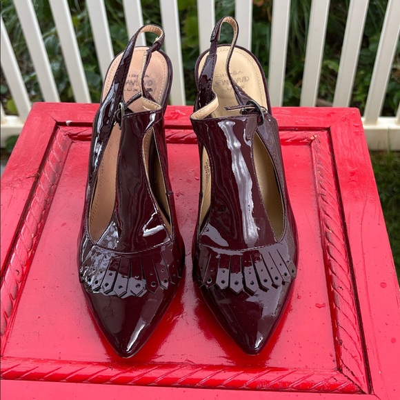 Joan & David Patented Maroon Heels Size 7, Gorgeous - Picture 2 of 7